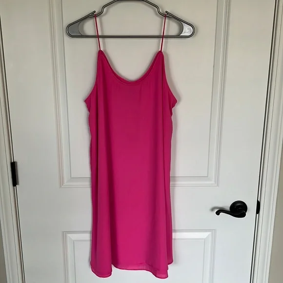 NWT Francesca’s Ayla Double Layer Shift Dress. - Picture 2 of 11